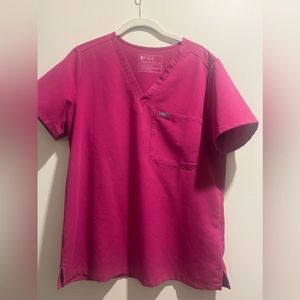 FIGS medium top